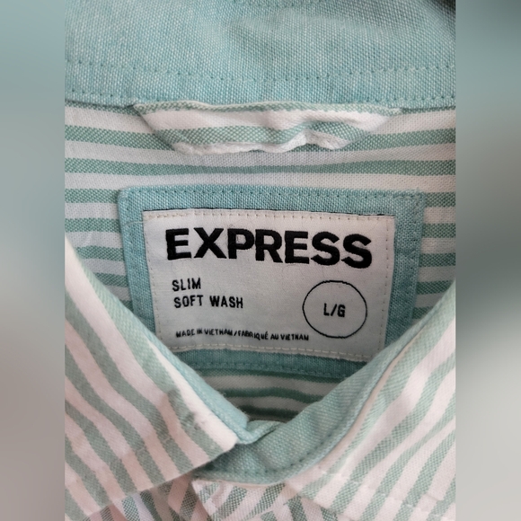 Express button down - Picture 2 of 2
